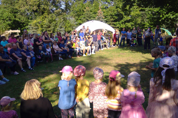 30 Jahre Kinderhaus Radeburg Fest im Garten